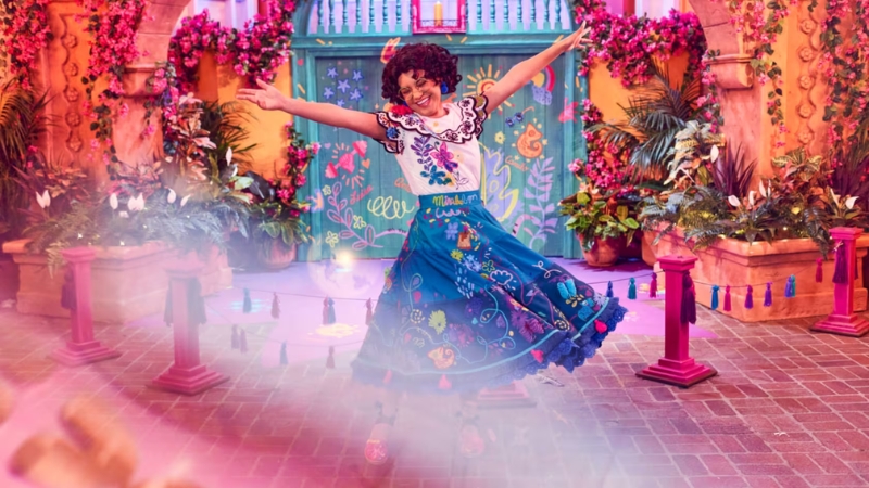 Meet Mirabel no Fairytale Garden