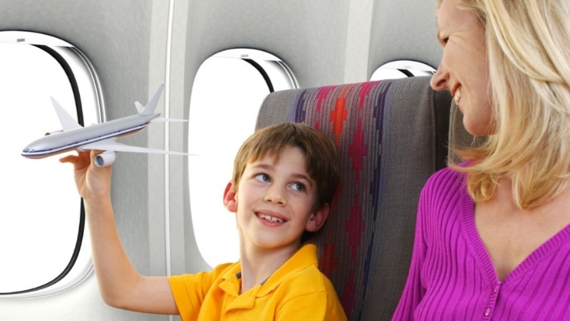 Quem tem autismo pode viajar de avião de graça?