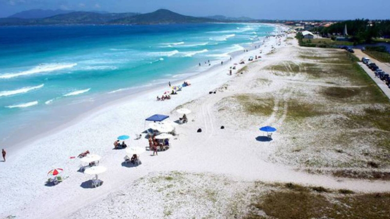Praia do Foguete Cabo Frio: Um Refúgio Perfeito para aventureiros e Amantes da tranquilidade