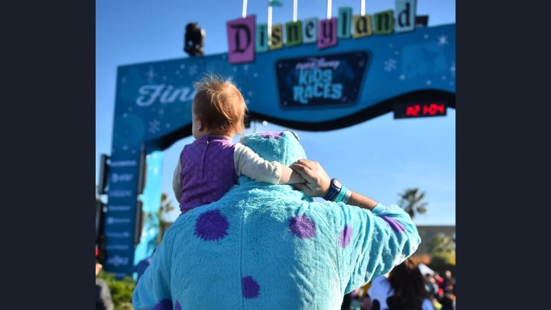 Corrida Crianças Disneyland Halloween Califórnia 2025