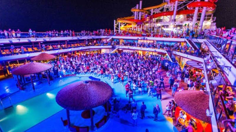 Temporada de Cruzeiros Temáticos 25/26: Música, mar e emoção a bordo dos maiores shows flutuantes do Brasil