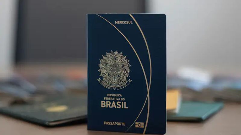 Aumento à vista? Governo estuda reajuste na taxa do Passaporte Brasileiro