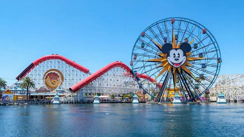 Disneyland em Anaheim cresce e reforça aposta da Disney na Califórnia