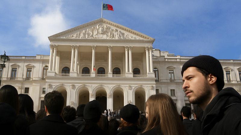 Portugal endurece regras de imigração e afeta diretamente brasileiros: entenda o que muda