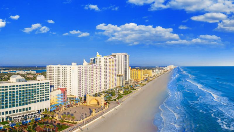 Impacto econômico do turismo na Flórida Central alcança marca histórica em 2024