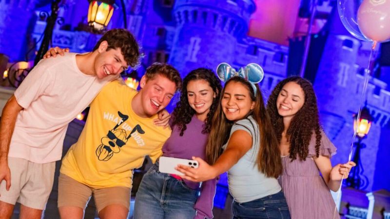 Disney After Hours 2026: Menos filas, mais magia e diversão até de madrugada