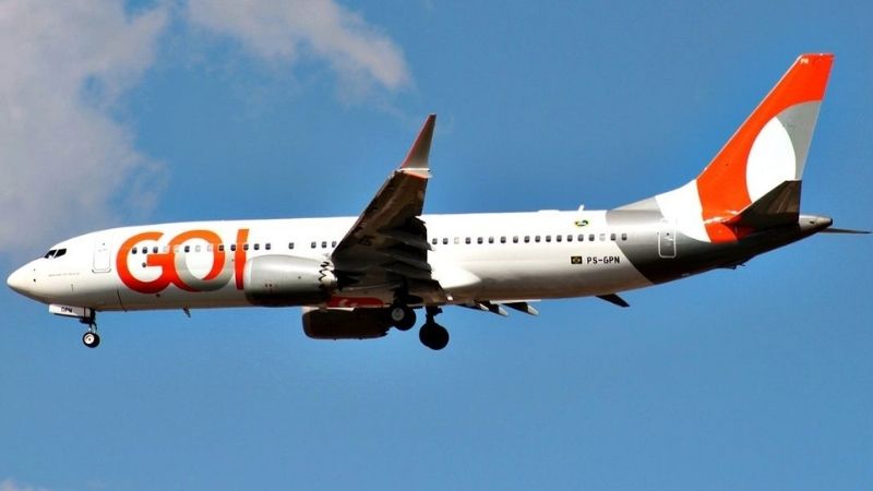 GOL é condenada a indenizar mãe de criança autista após negar desconto garantido por lei